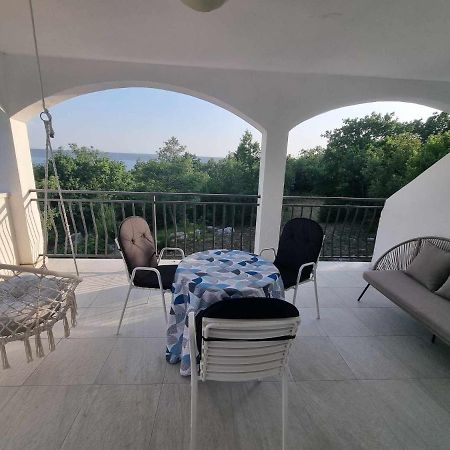 Apartmani Lucija 马斯莱尼察 外观 照片