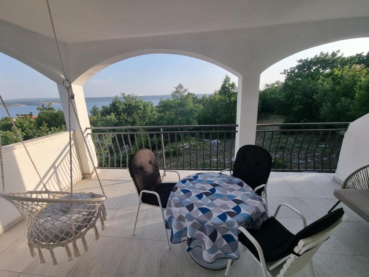 Apartmani Lucija 马斯莱尼察 外观 照片