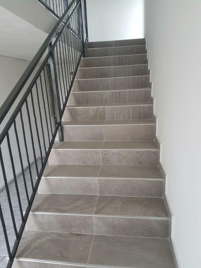 Apartmani Lucija 马斯莱尼察 外观 照片